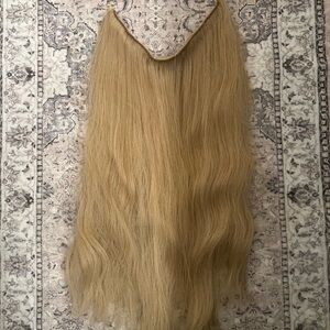 Luxurious ZALA Halo Blonde Hair Extensions. 20 inch.